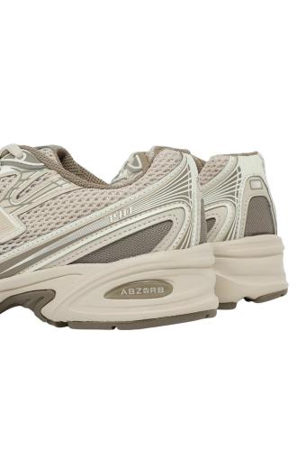 New Balance 740 Sneakers "Dockside Timberwolf Sea Salt"